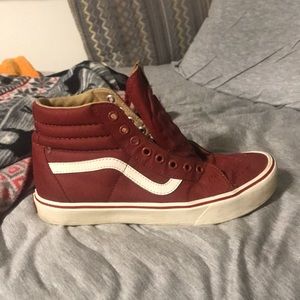 old school vans. !!! MENS 7!!!! Women’s 8.5!!!